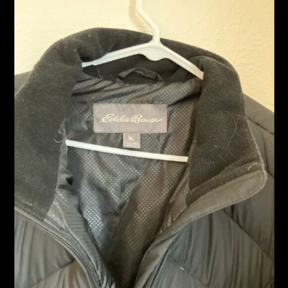 Eddie Bauer brand size XXL Puffer Style Coat - Picture 2 of 5